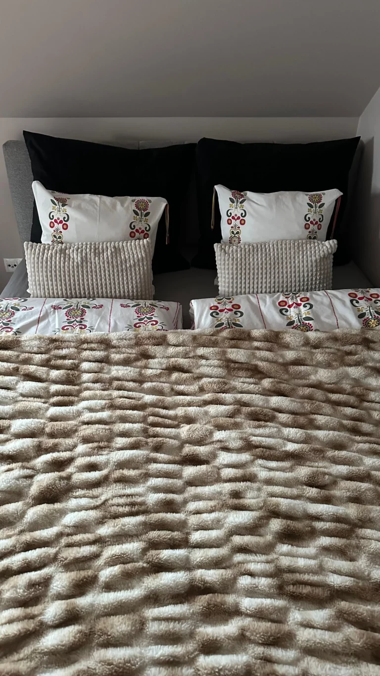 Kacper - pościel w sypialni