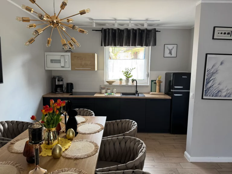 Karol - jadalnia i kuchnia