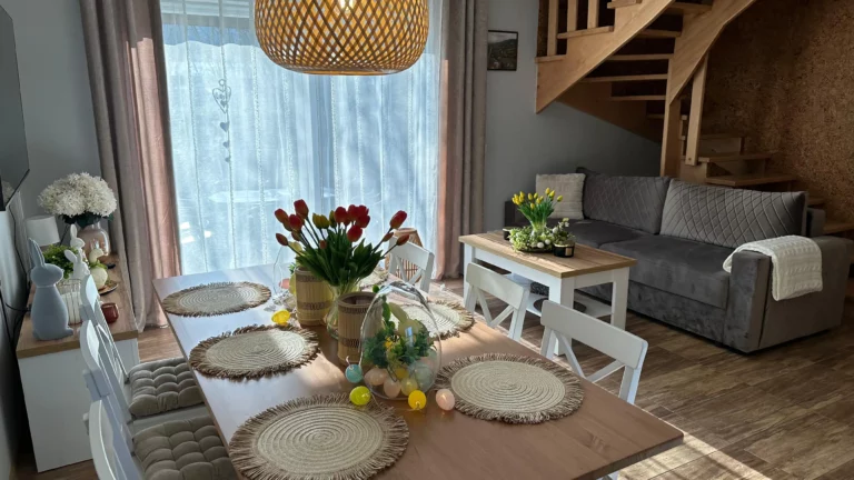 Aleksander - jadalnia i salon