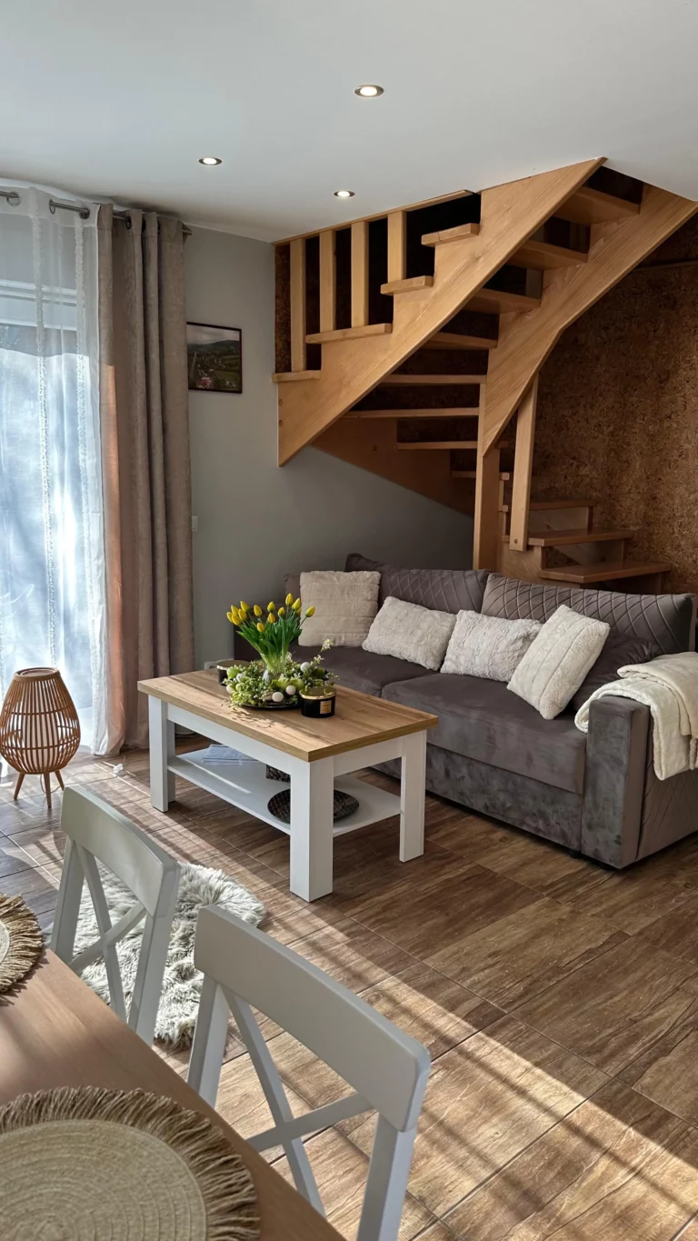 Aleksander - jadalnia i salon