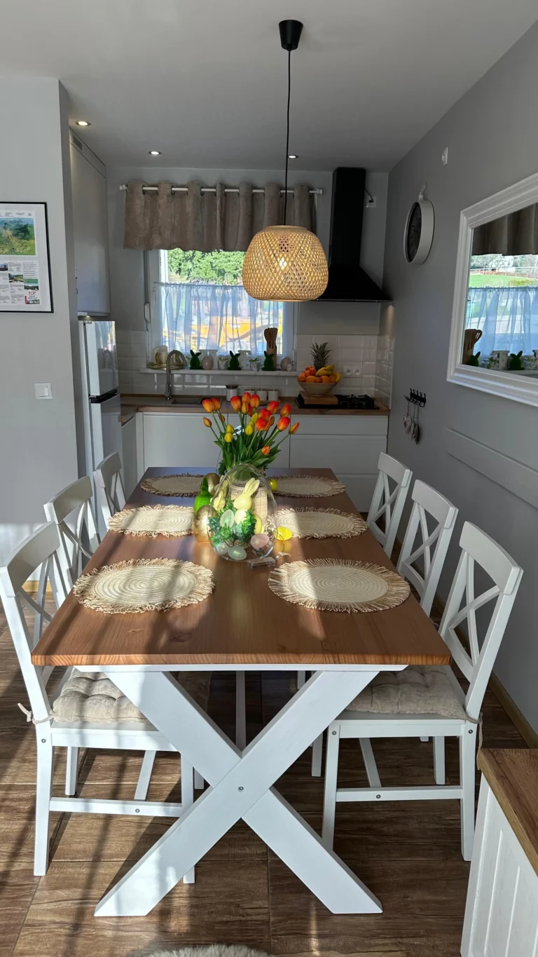 Aleksander - jadalnia i aneks kuchenny