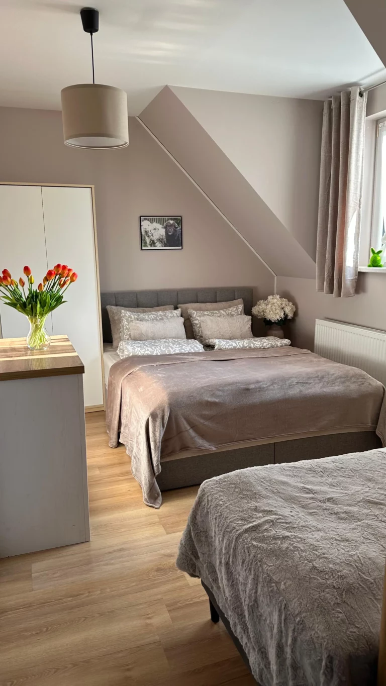 Aleksander - sypialnia nr 2